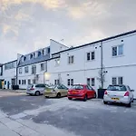 City Sparrow Apartments 4